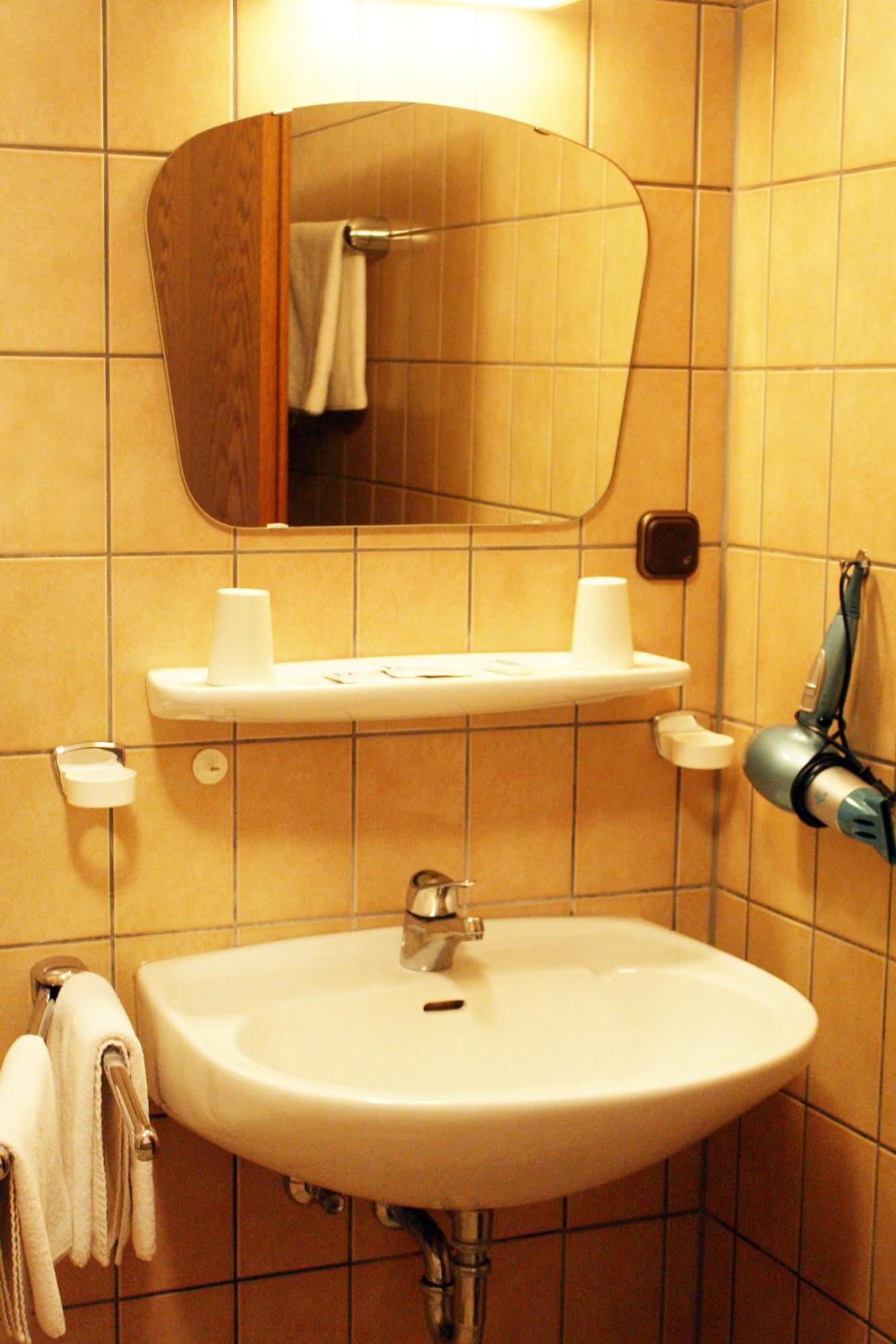 Hotel Drei Kronen Burgkunstadt Eksteriør billede